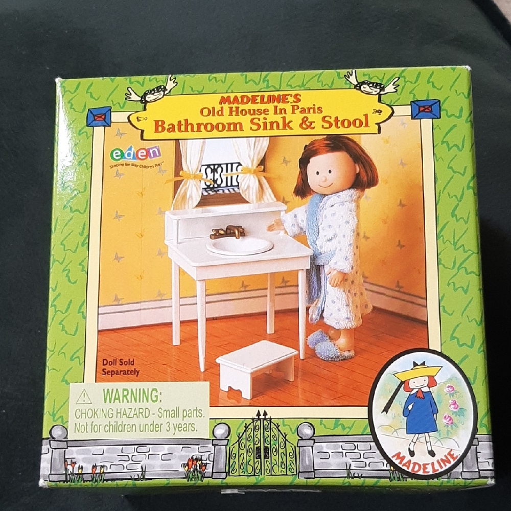 Madeline's NIB Old House in Paris Bathroom Sink & Stool Playset